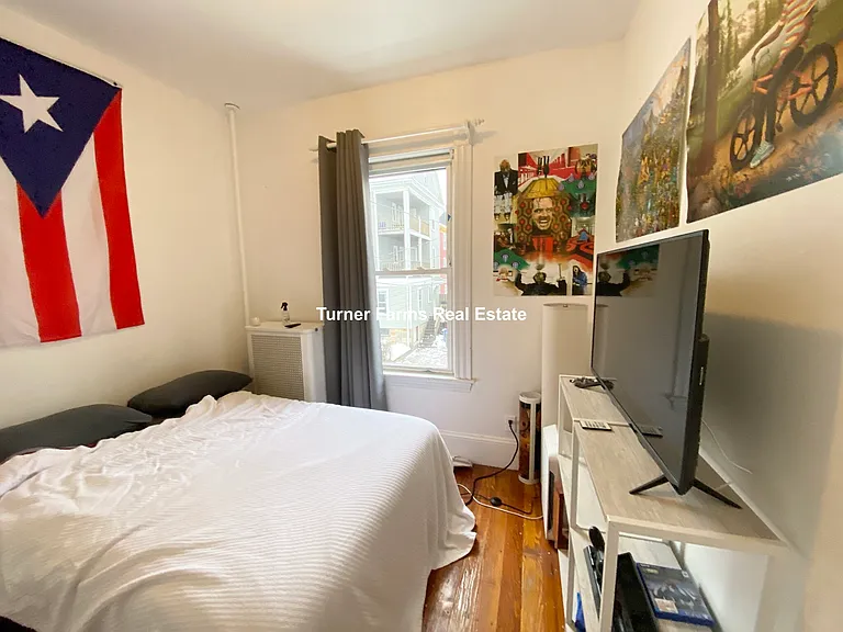 12 Oswald St #2A — Photo 13