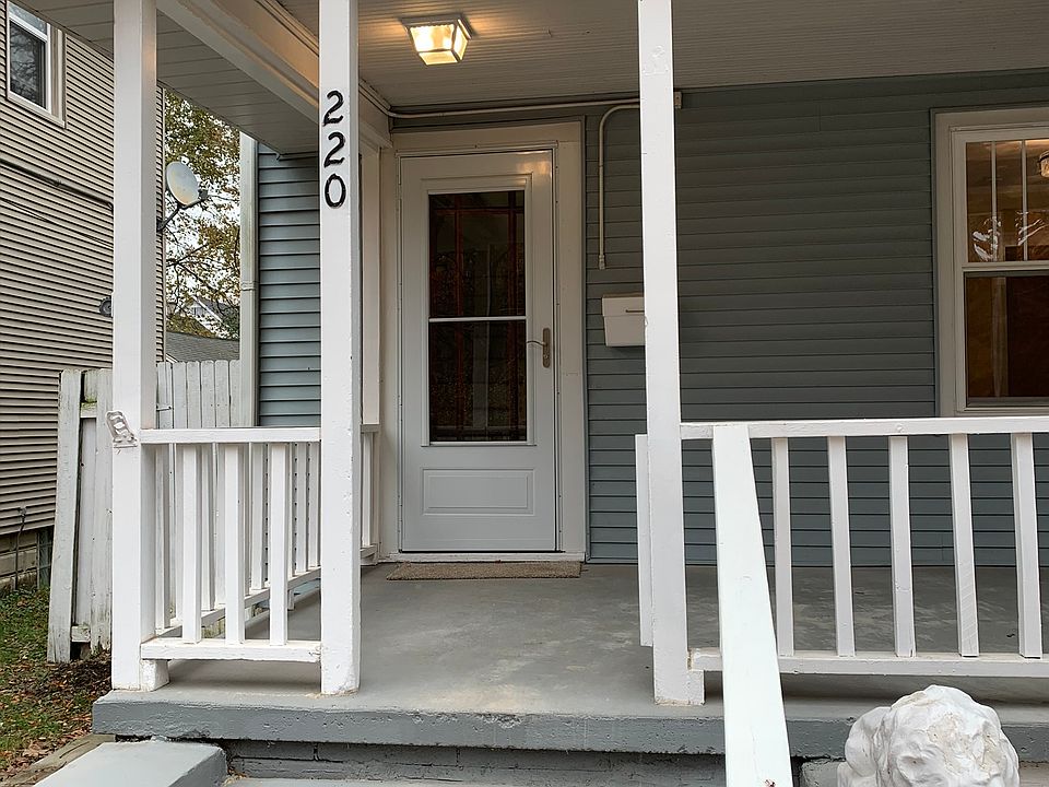 1st image of 220 John Ball Park Dr SW