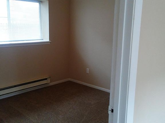 2nd image of 1215 E Fifth St APT 26