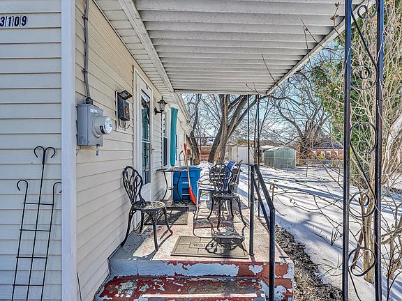 4th image of 3109 Maplelawn Ave NW
