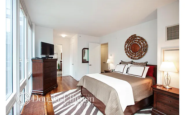 Sold by Douglas Elliman | media 28