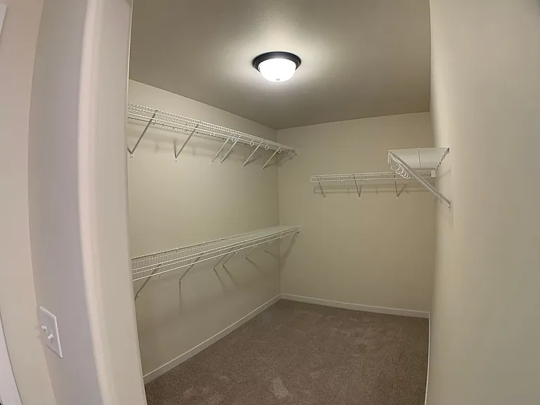 1360 Goldenwood Dr NW — Photo 37