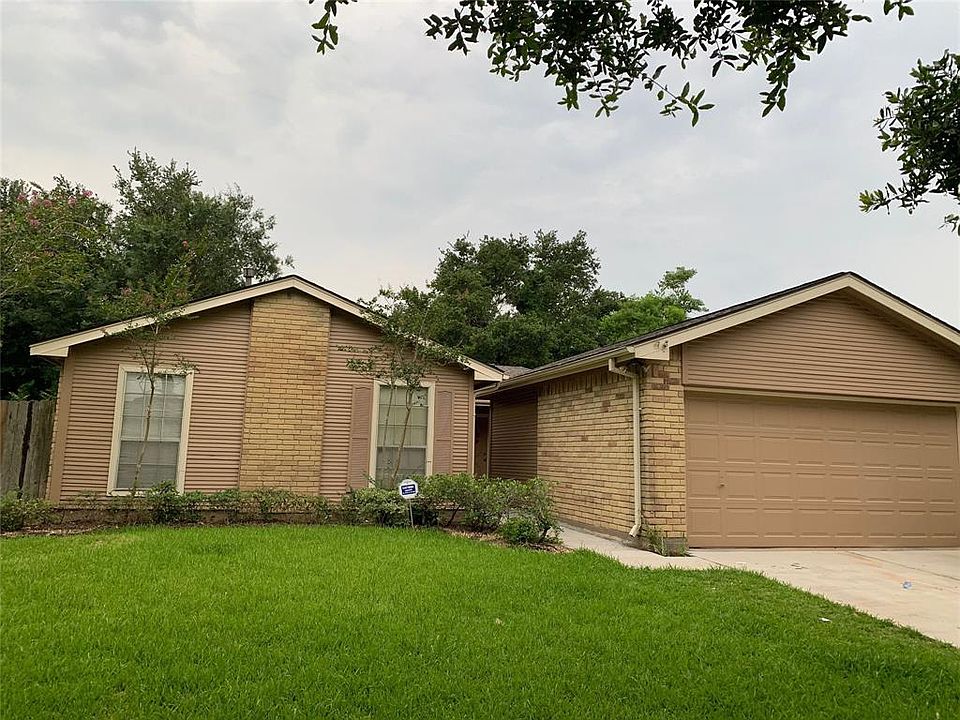 1st image of 2910 Lakefield Way