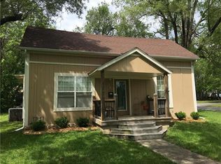 500 W Adams St, Butler, MO 64730