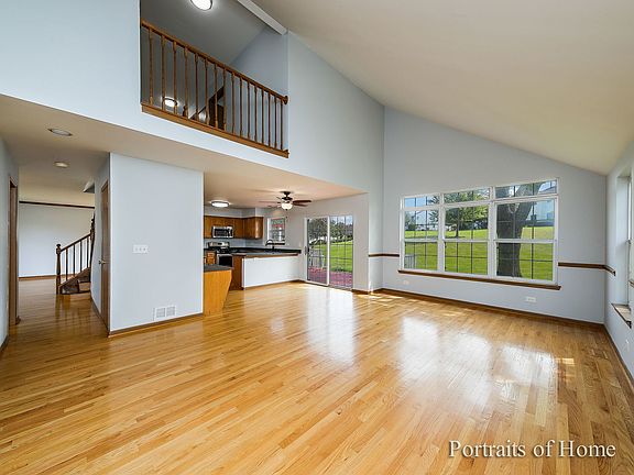 4th image of 1654 Gleneagle Dr