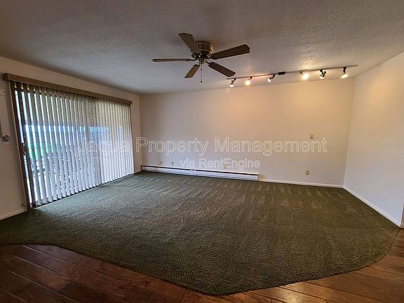 3rd image of 4150 Ridge Rd APT 5