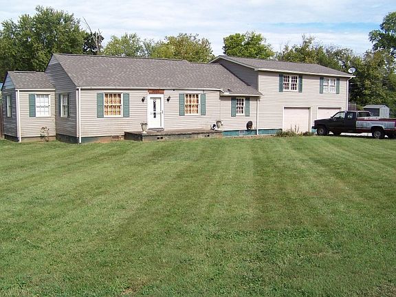 3rd image of 1001 Opal Dr