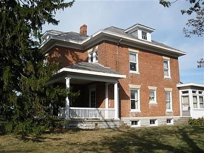 1st image of 77 N Main St