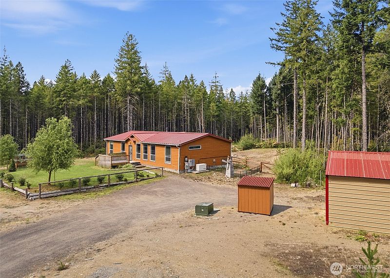2nd image of 7740 NE Belfair Tahuya Road