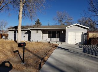 212 Holly Dr, Colorado Springs, CO 80911