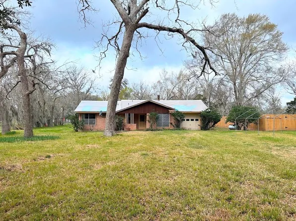 3415 County Road 361, Brazoria, TX 77422