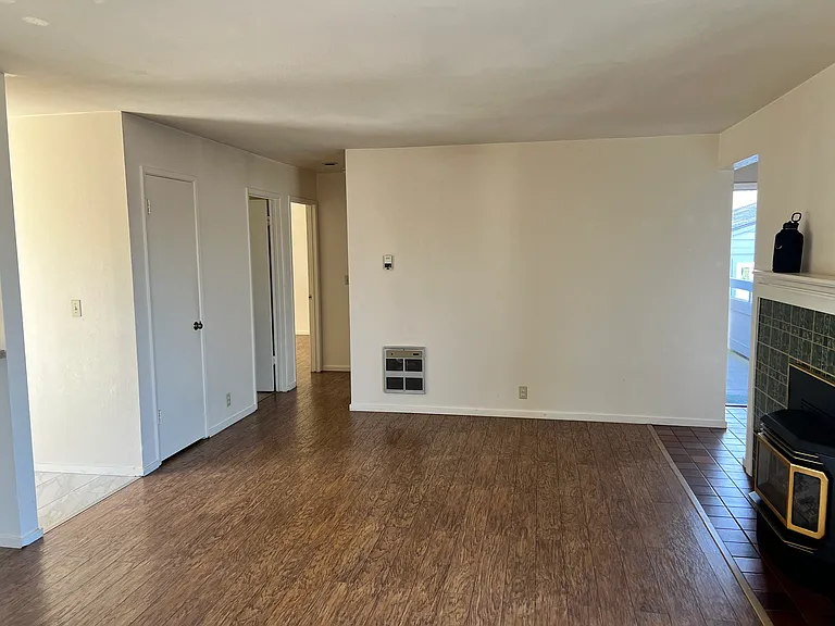 3095 Marina Dr #14 — Photo 9