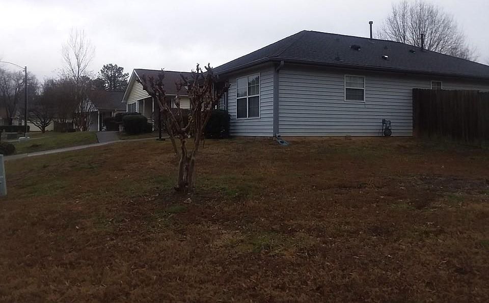 2nd image of 3600 Ten Oaks Cir