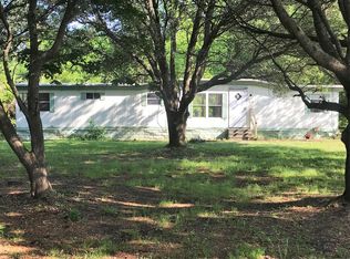 114 Bonnie Dr, Morehead City, NC 28557