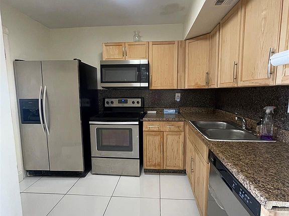 4th image of 3600 NW 21st Street #406