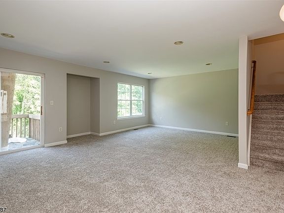 2nd image of 59 Lakeview Dr