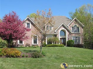 220 Fox St, Cary, IL 60013