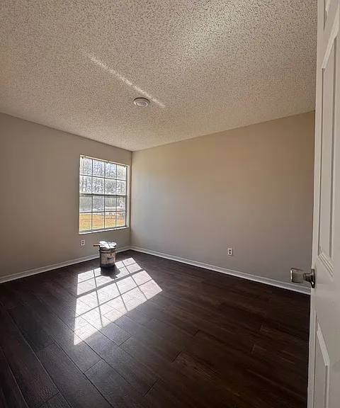 5006 Laguna Bay Cir #63 — Photo 9