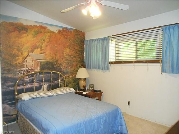4th image of 409 Tudor Ln