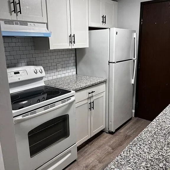 47 Juniper Rd #B3 — Photo 2