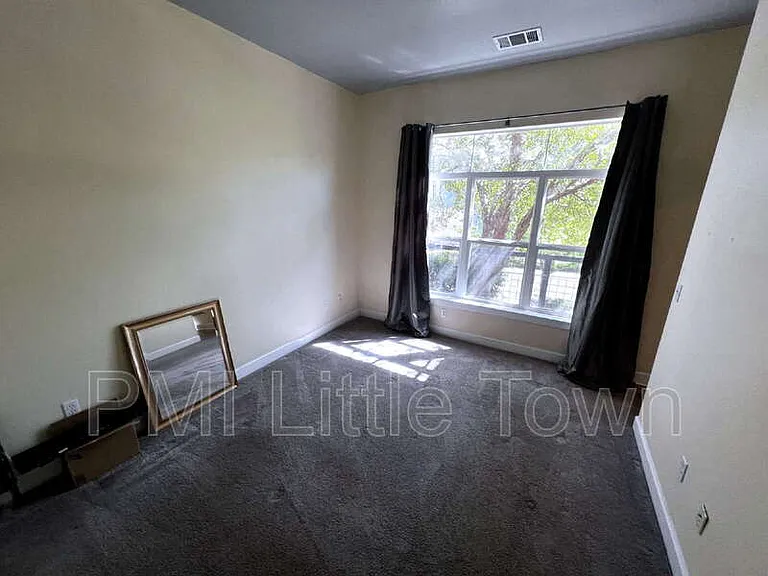 5677 Park Pl #104D — Photo 15