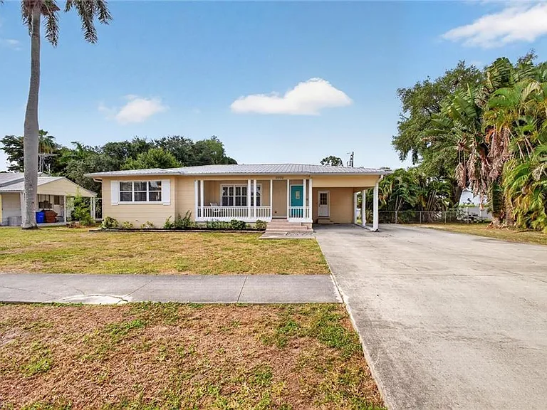1420 Maravilla Ave — Photo 4
