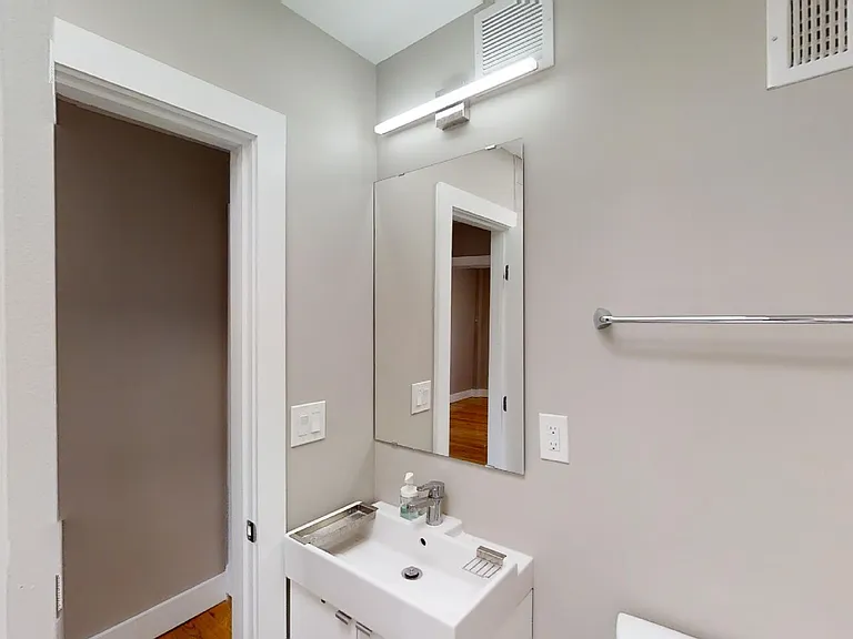 12 Hawaii Ave NE — Photo 14