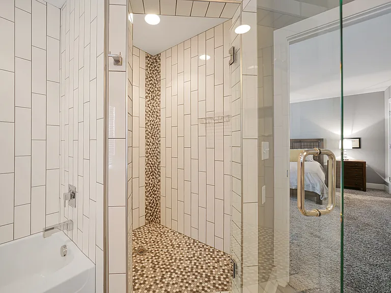 2202 Sheridan Rd — Photo 22