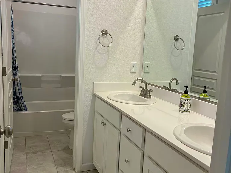 413 E Gouda Ct — Photo 7
