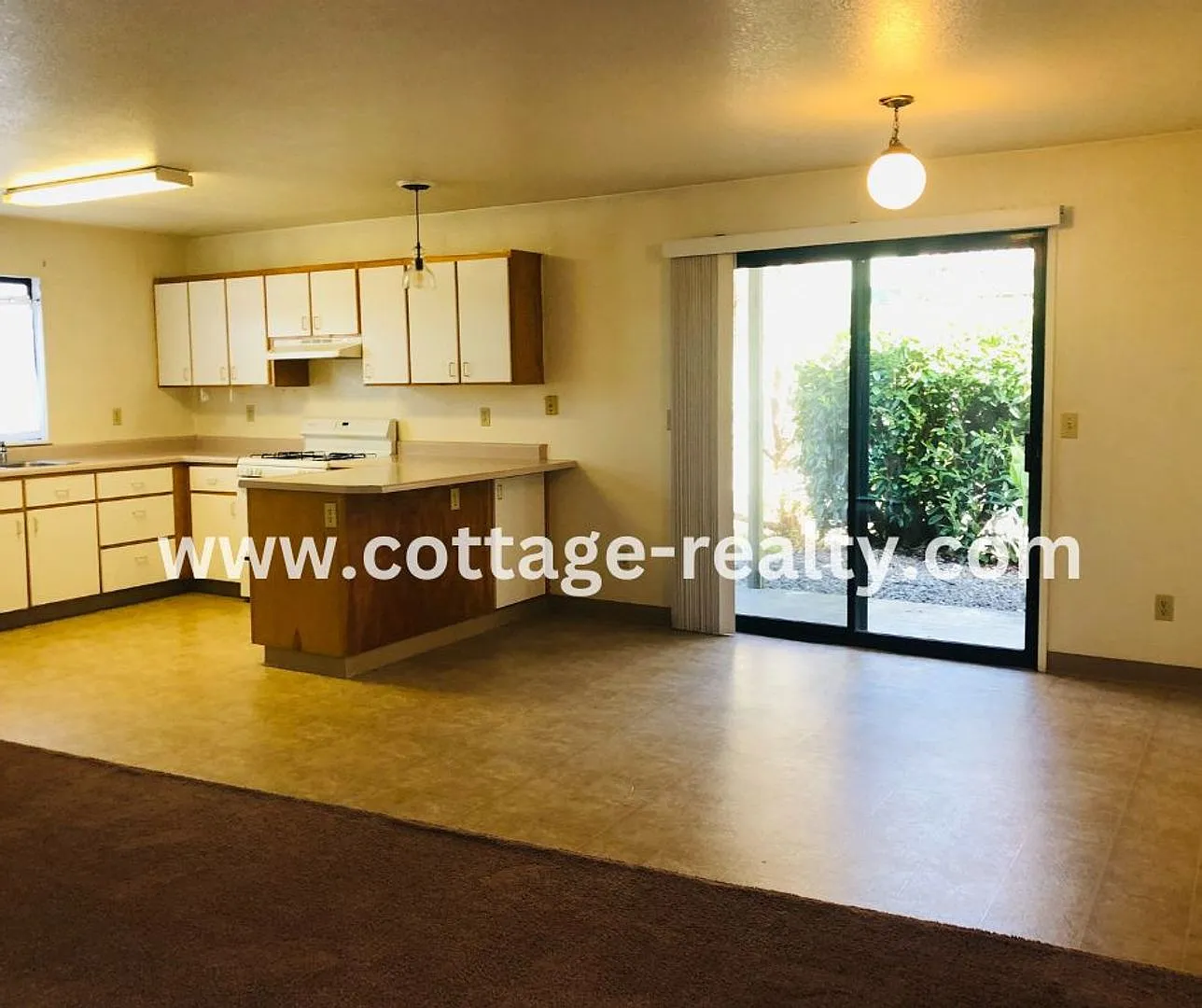 R1431 — Photo 1