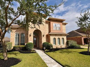 131 Trudeau Ln, Sugar Land, TX 77498