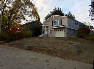 68 Pitman Rd, Warwick, RI 02886