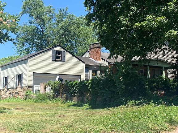 3rd image of 7915 Kingwood St