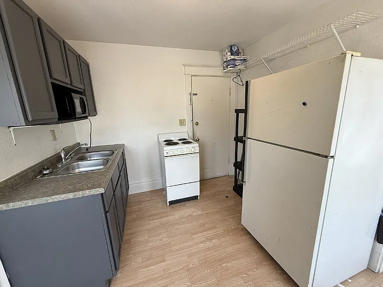 106 W Stroud St #2 — Photo 5