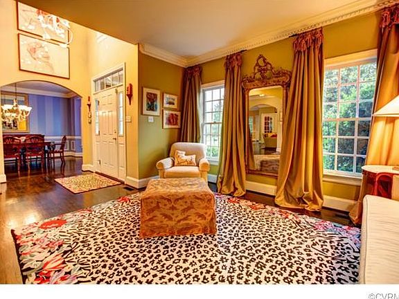 2nd image of 7913 Blueberry Hill Ct