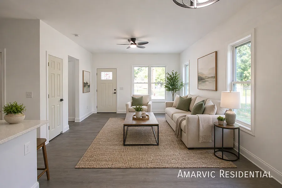621 Singletary St SE — Photo 2