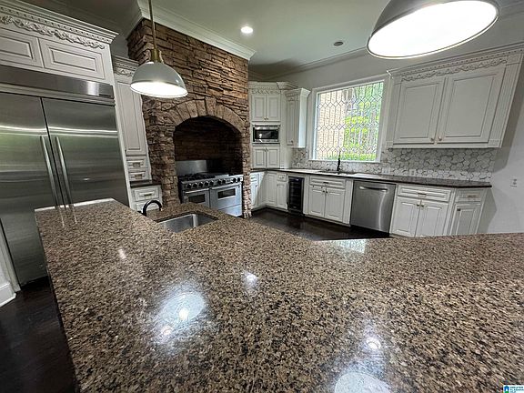3rd image of 416 McCormack Way