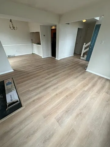 2 bed, 1.5 bath, 1142 sqft, $2,245 — Photo 3
