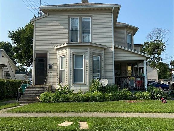 5th image of 409 W Jefferson St