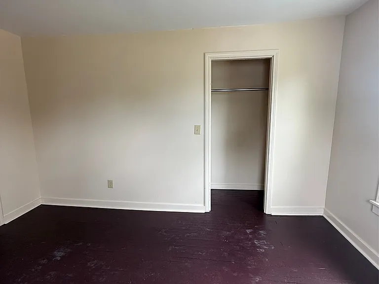 64 Louisa St — Photo 7