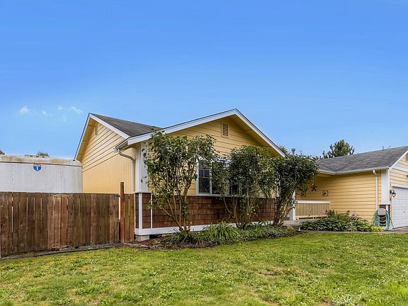 Double Gated Fence