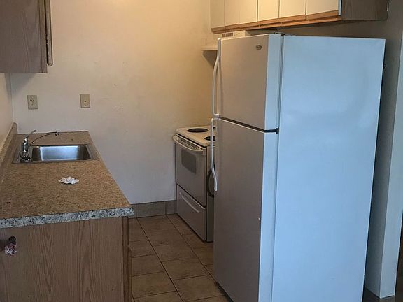 5th image of 1801 Bower St APT A2