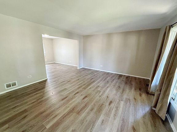 3rd image of 6613 157th St