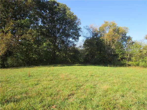 741 N 600 East Rd, Pana, IL 62557