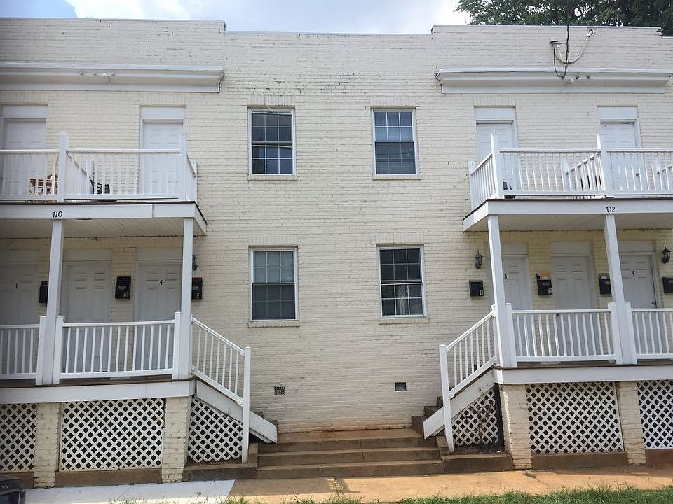 1st image of 710 Kinney St APT 4