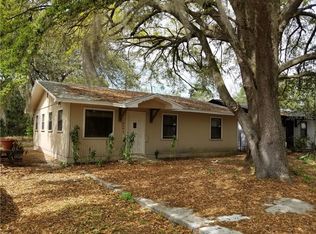 904 NE 18th Ter, Gainesville, FL 32641