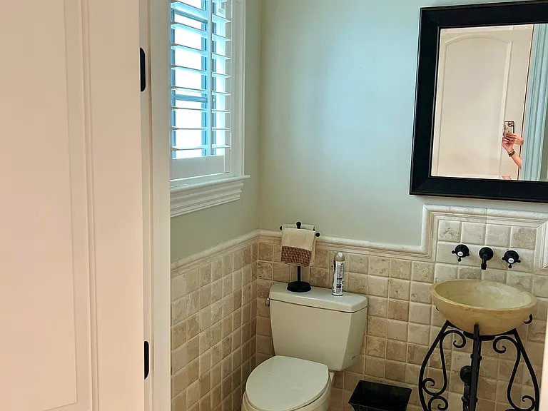 1520 Ocean Dr — Photo 16