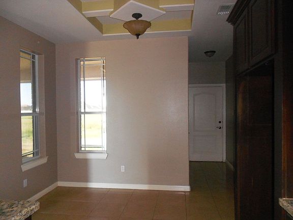 4th image of 613 Cedarwood Dr