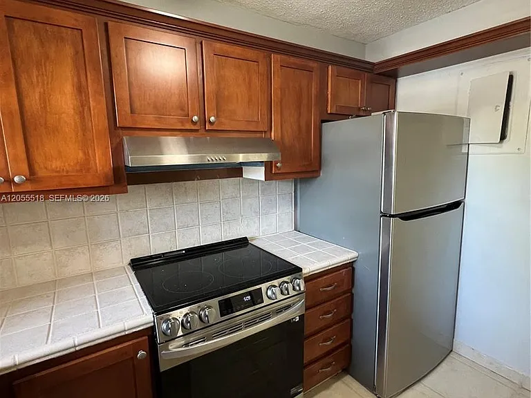 200 Jacaranda Country Club Dr #4B — Photo 5