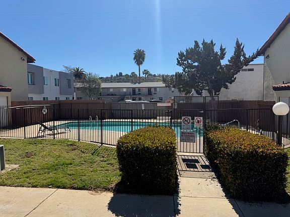 5th image of 934 S Mollison Ave APT B